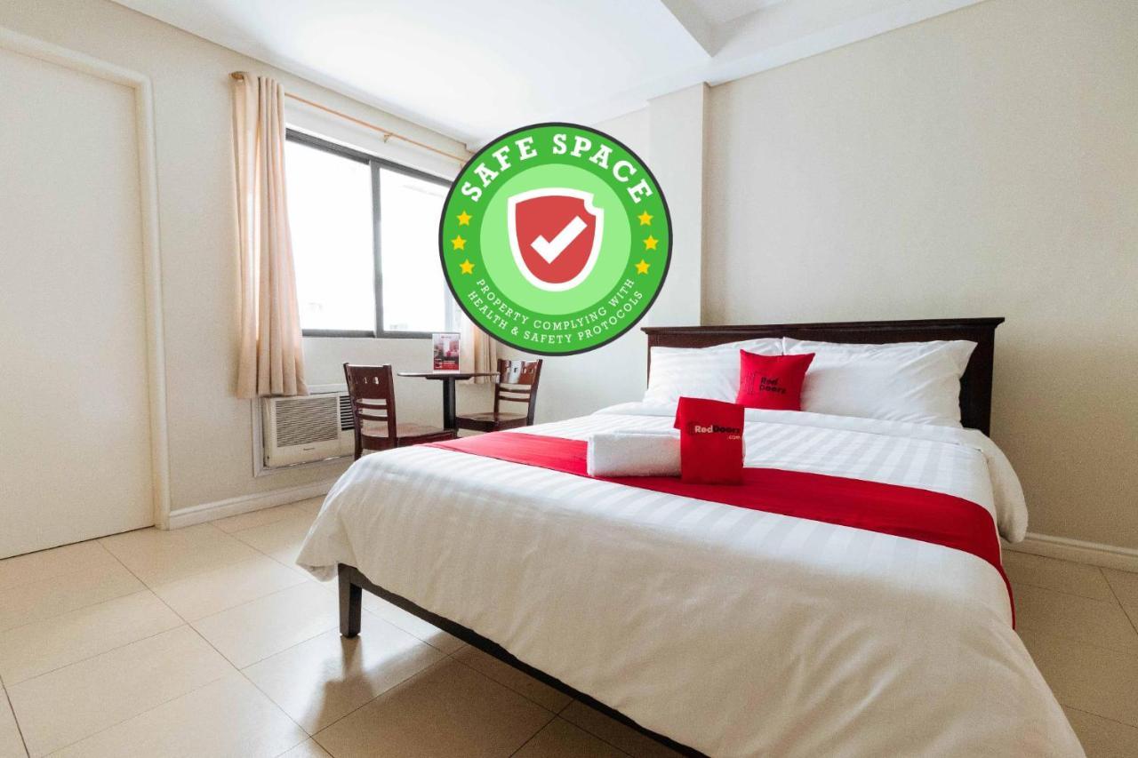RedDoorz Plus near Capitol Commons Pasig City Esterno foto