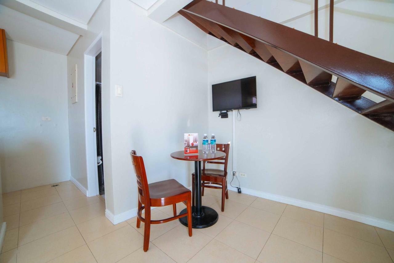 RedDoorz Plus near Capitol Commons Pasig City Esterno foto