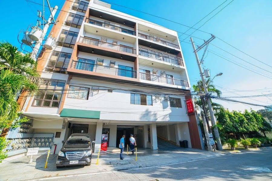 RedDoorz Plus near Capitol Commons Pasig City Esterno foto